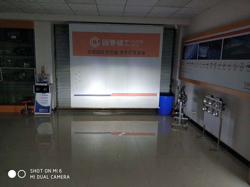 Audi A6 Retrofitted D2S Bi-Xenon Projector